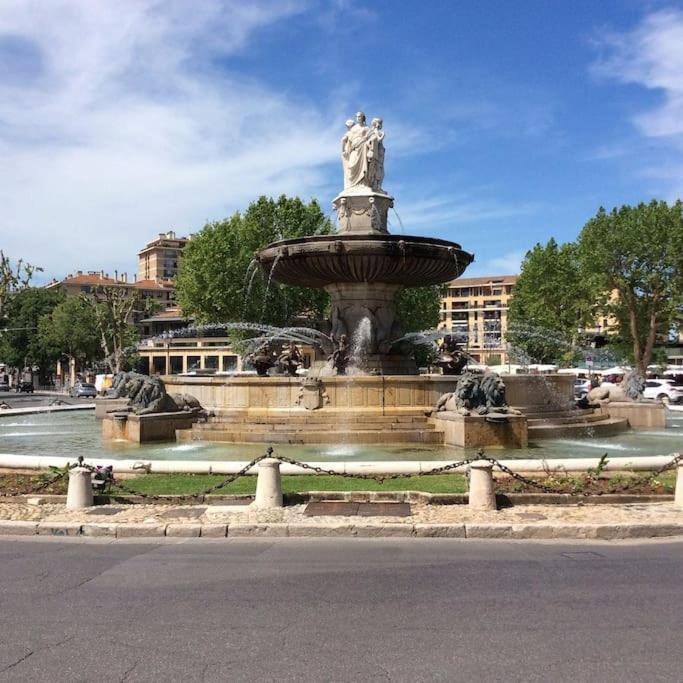 Appartamento Le Petit Charrier Aix-en-Provence Esterno foto